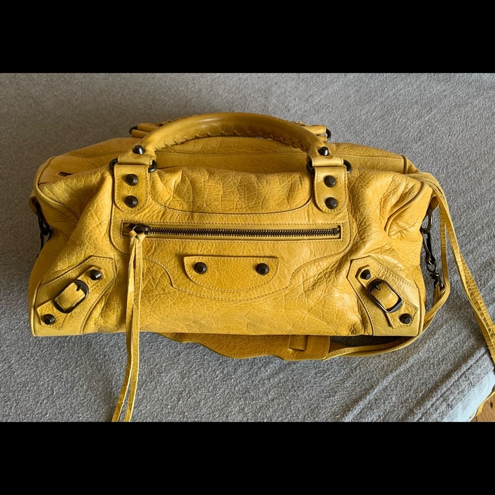 Authentic Balenciaga yellow twiggy Pre loved